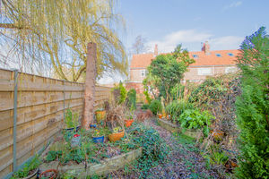 Photo 24- click for photo gallery